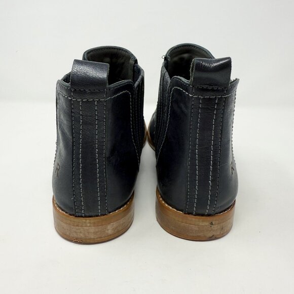 Bed Stu ROAN Gray Leather Flat Ankle Boots Women's Size 10 EUC Pull On - Picture 4 of 11